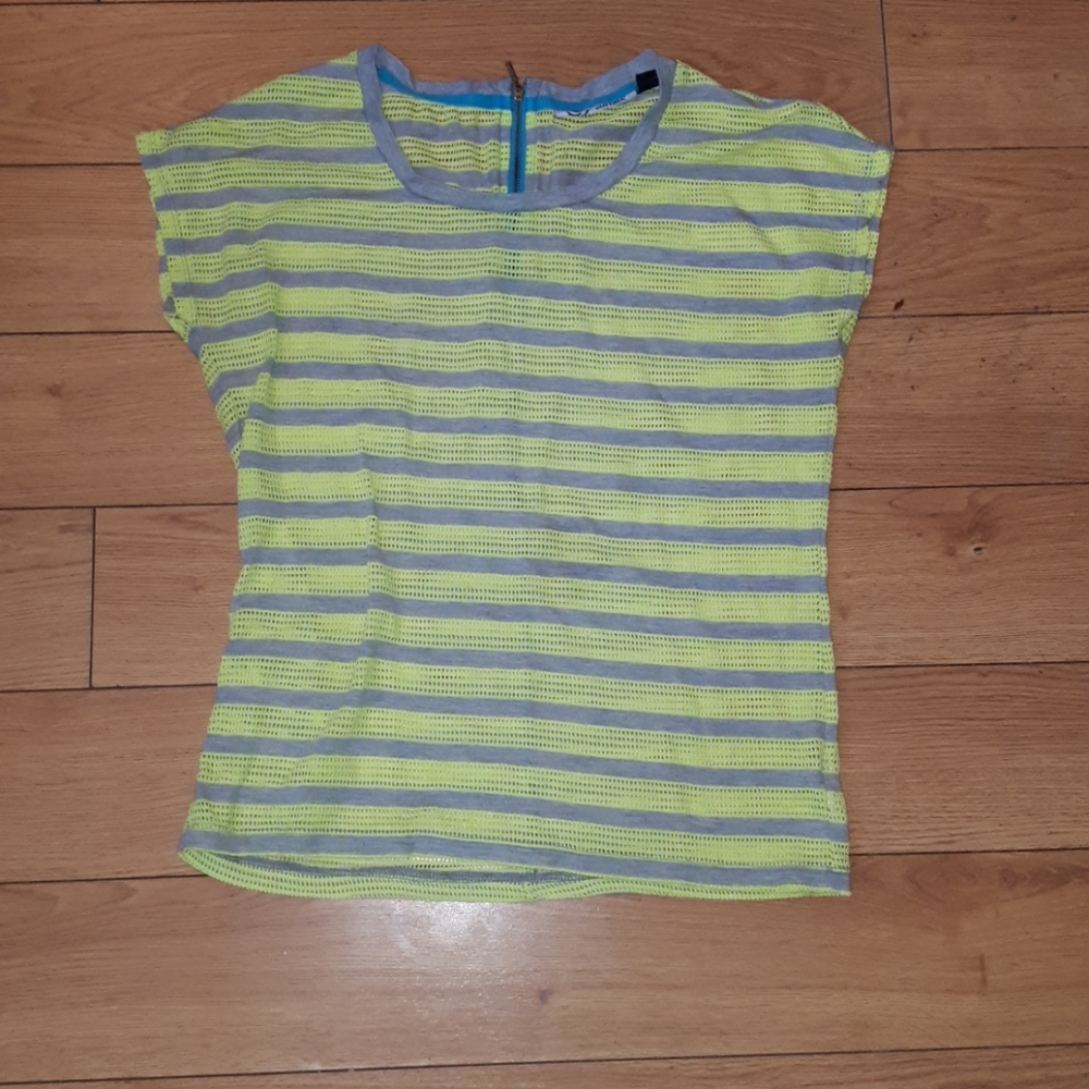 Womans exercise top